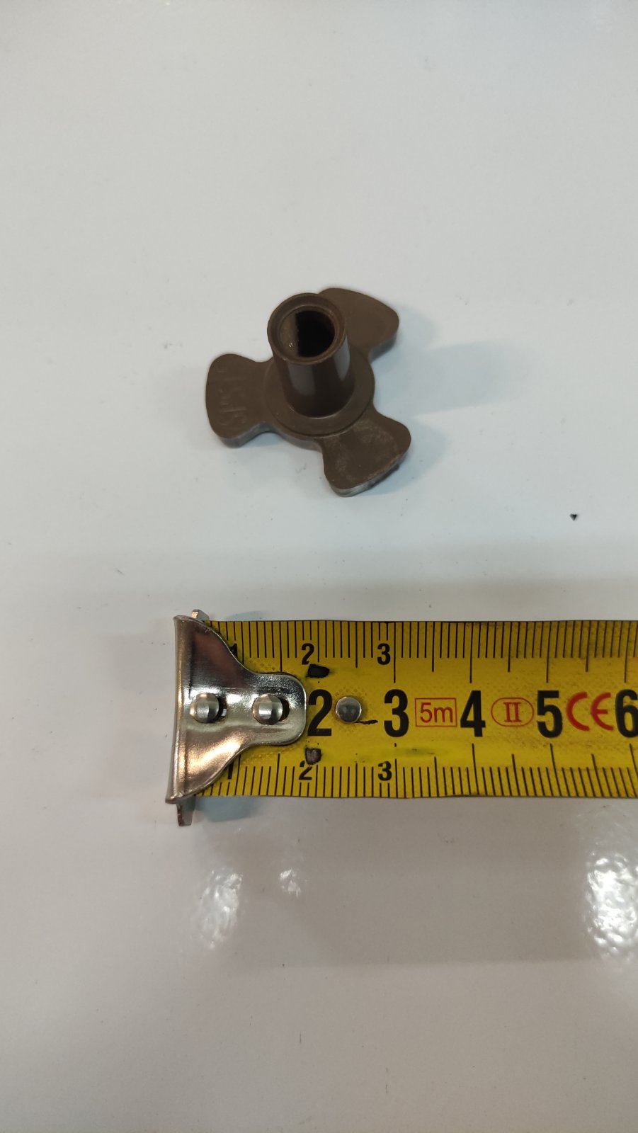 Коуплер СВЧ h-21mm. T-4mm. D-34mm.